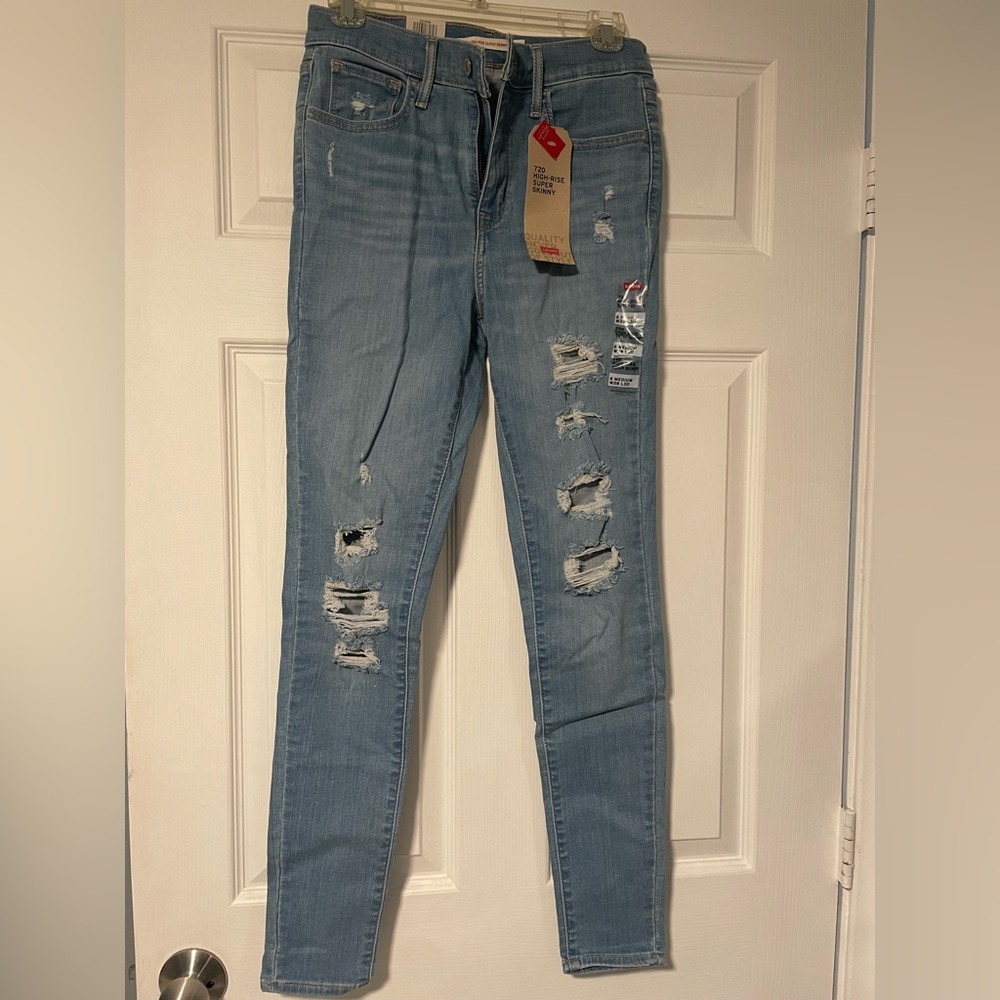 Levi’s Womens 720 High Rise Super Skinny Jeans